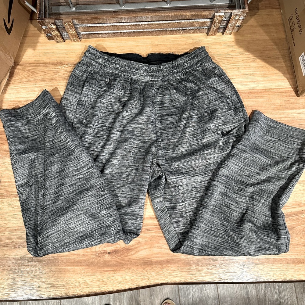 Nike Men’s Joggers Size XXL